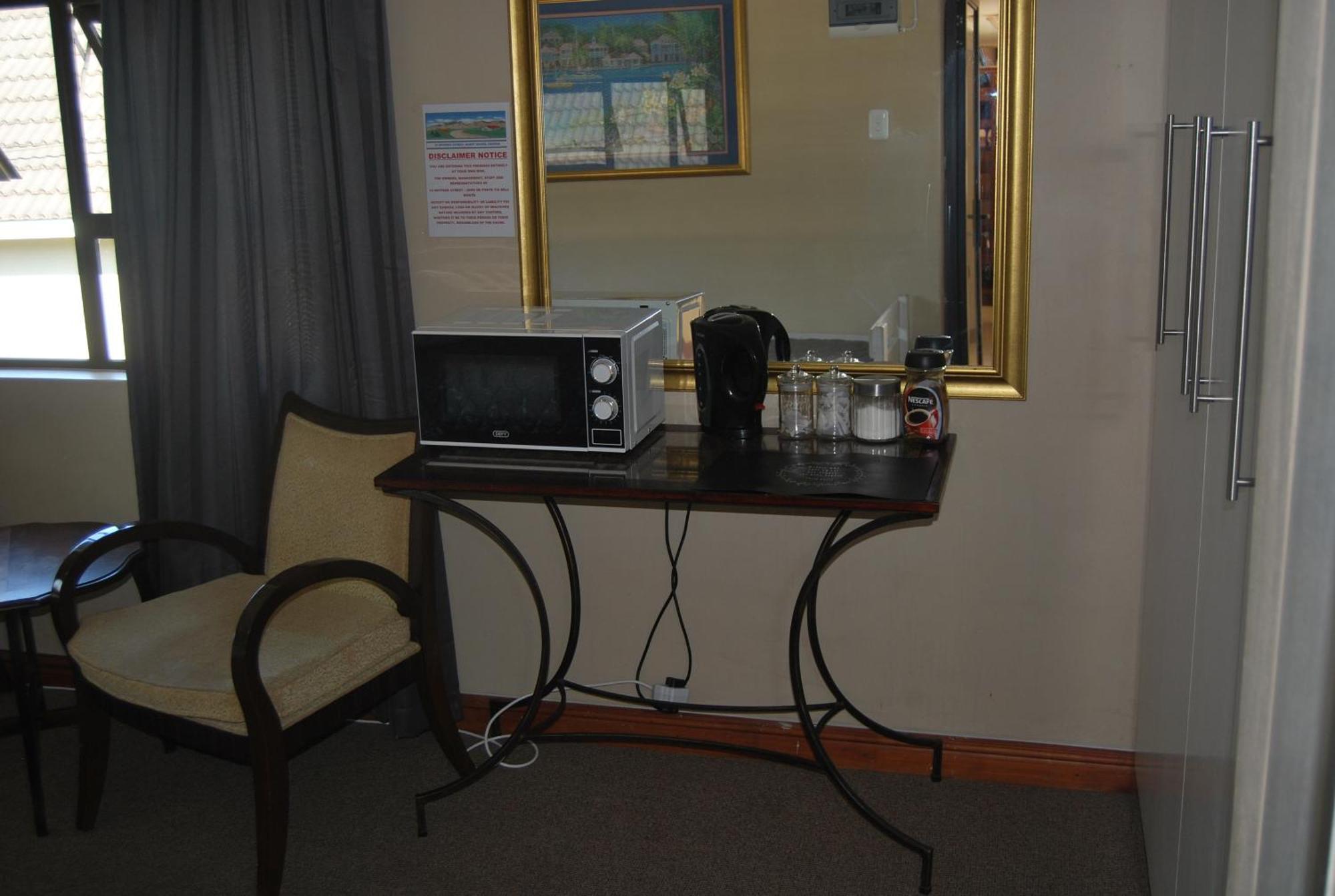 15 Witpeer Street Guesthouse George Δωμάτιο φωτογραφία